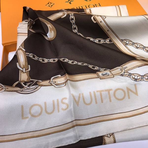 Louis Vuitton Scarf LVC00531